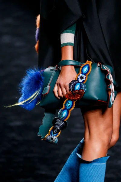 Look 91
